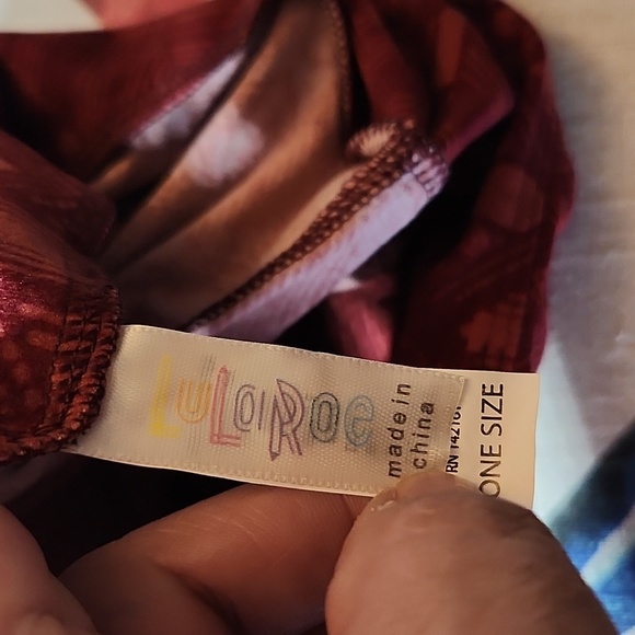 LULAROE LLR OS Floral Patterned Buttery Soft Legging One Size - Picture 2 of 2